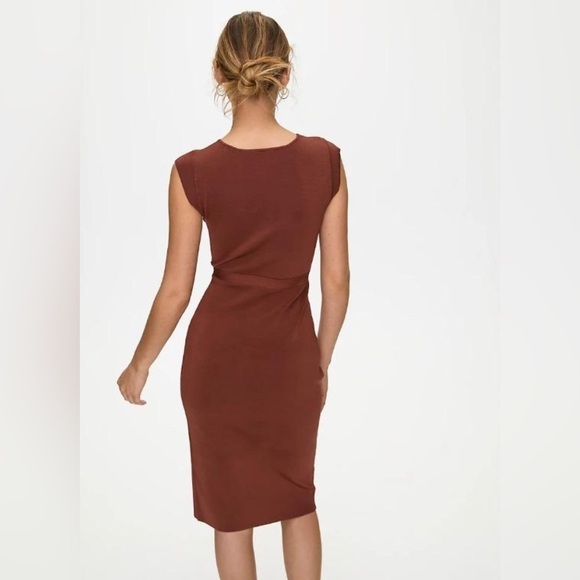 Aritzia Babaton Business Dress In Cider Gold Rust Color Size M Rare Find! - Picture 5 of 14